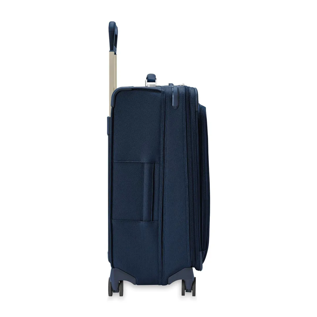 Briggs & Riley Baseline Medium Expandable Spinner