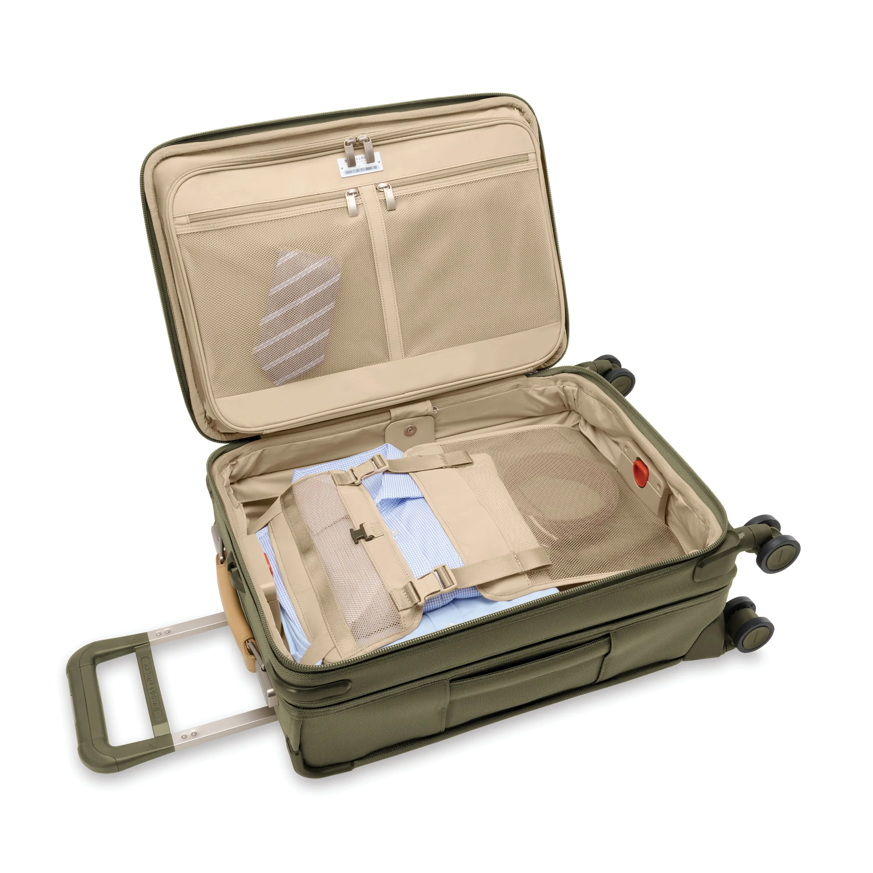 Essential 22" Carry-On Expandable Spinner