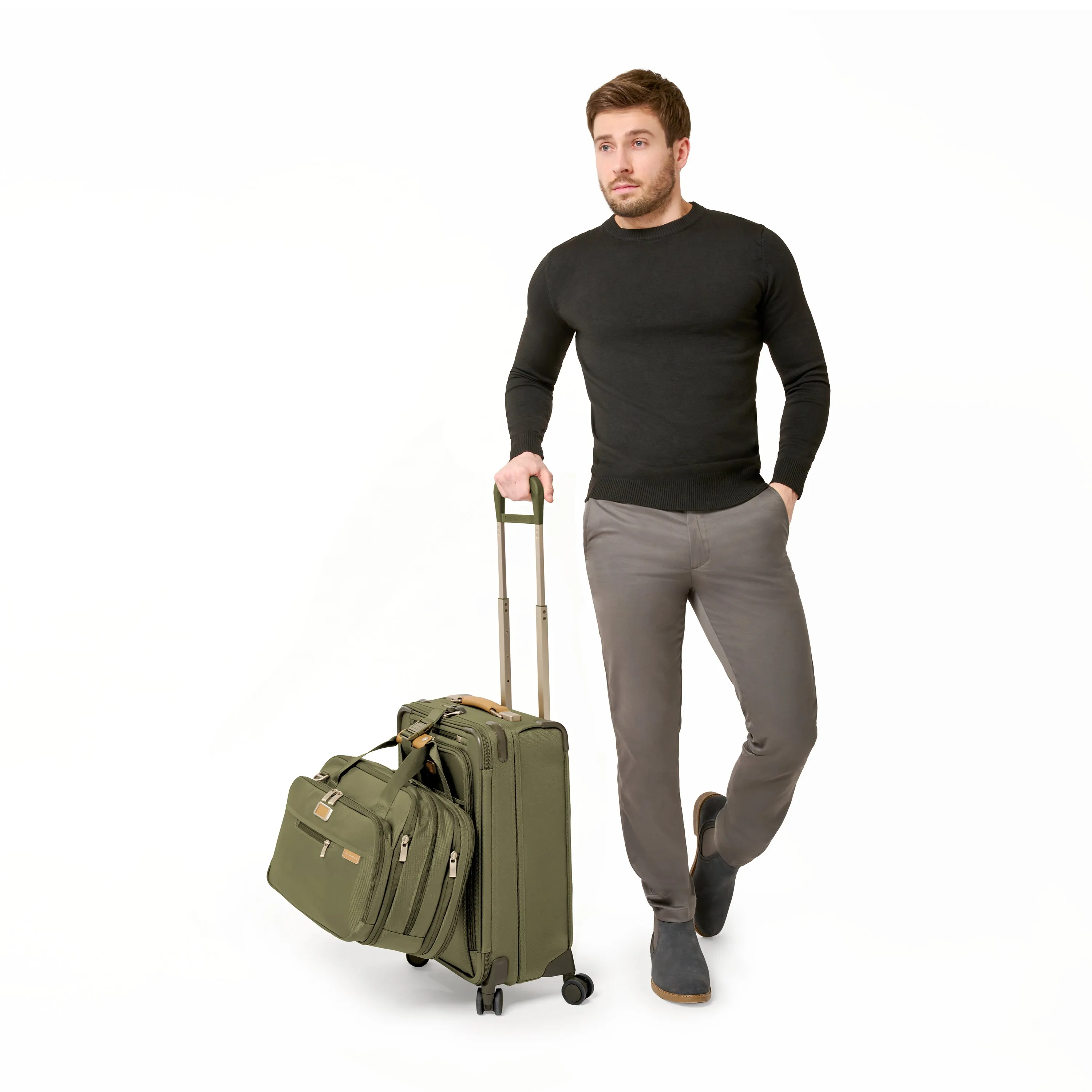 Essential 22" Carry-On Expandable Spinner