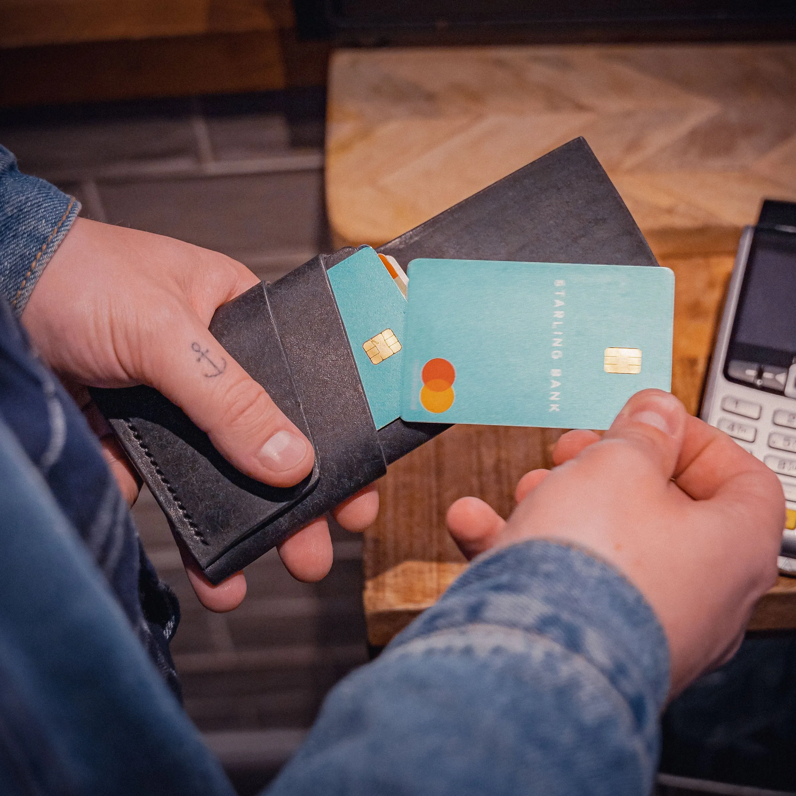 Pembrook 'Fold' Leather Cardholder - Nero Black