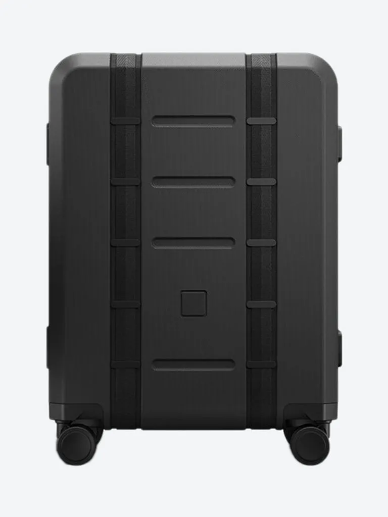 RAMVERK PRO CARRY-ON BLACK OUT